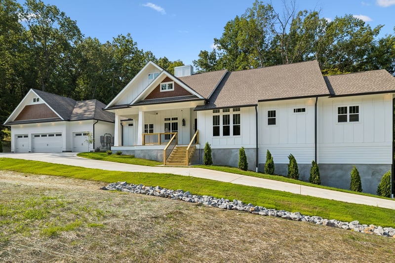 148 Laurel Furnace Rd, White Bluff, TN 37187