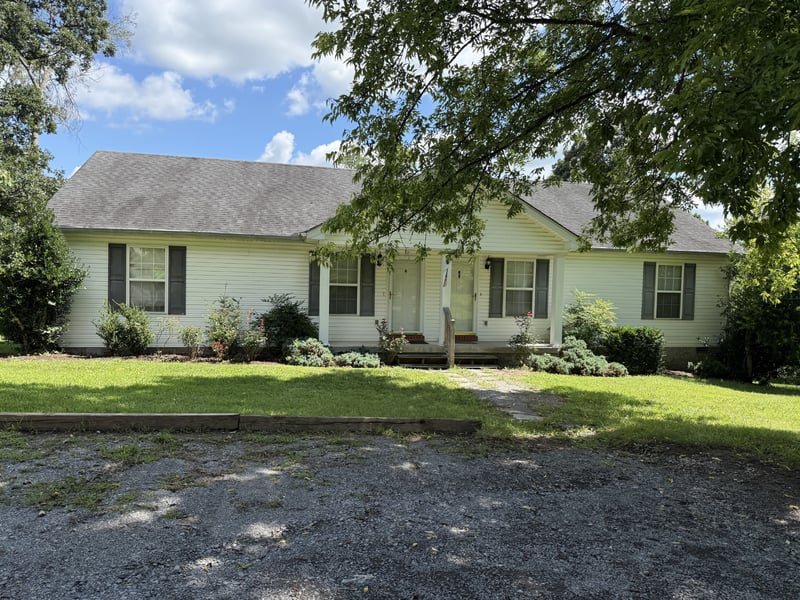 399 E Biggs Rd, Portland, TN 37148