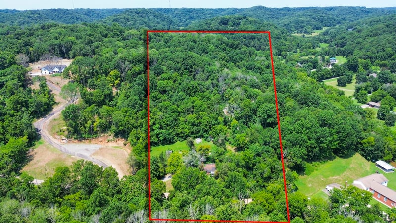 2937 Lower Walkers Creek Rd, Goodlettsville, TN 37072