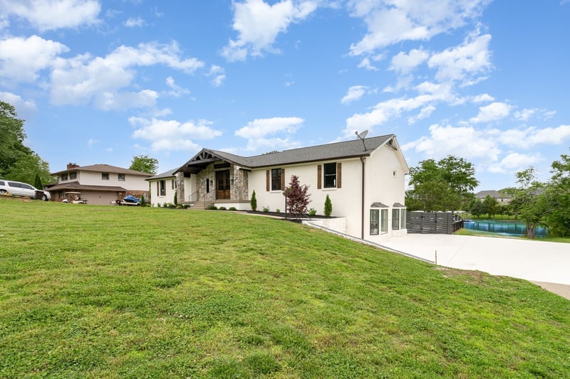 95 Short Dr, Mount Juliet, TN 37122