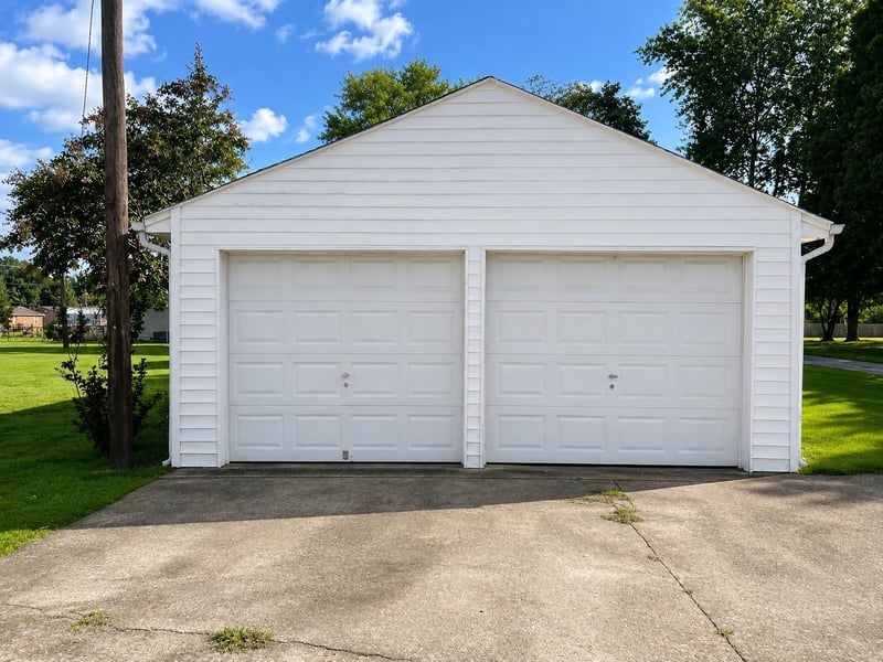 638 N Broadway, Portland, TN 37148