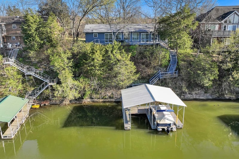 939 Aqua Dr, Gallatin, TN 37066