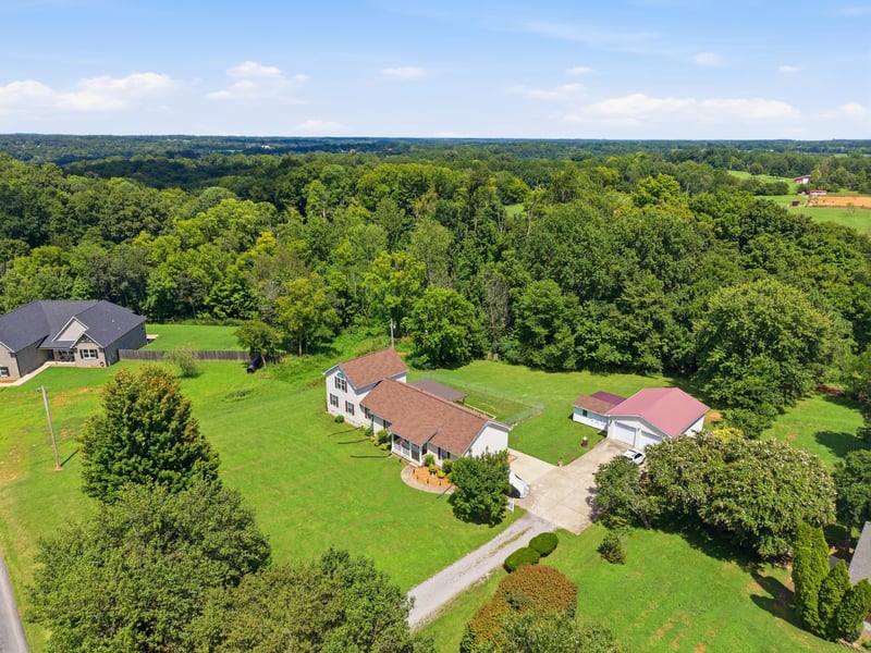 7464 Hoods Branch Rd, Springfield, TN 37172
