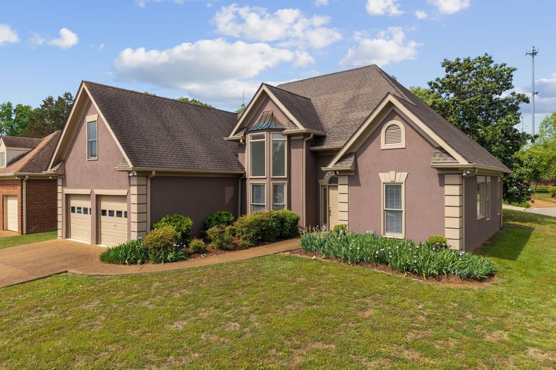 5034 Camelot Dr, Columbia, TN 38401