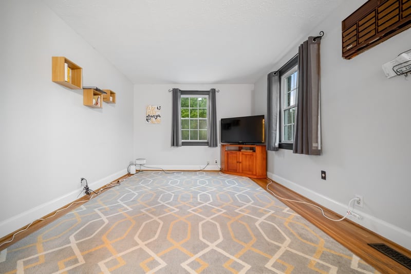 1219 Saturn Dr, Nashville, TN 37217