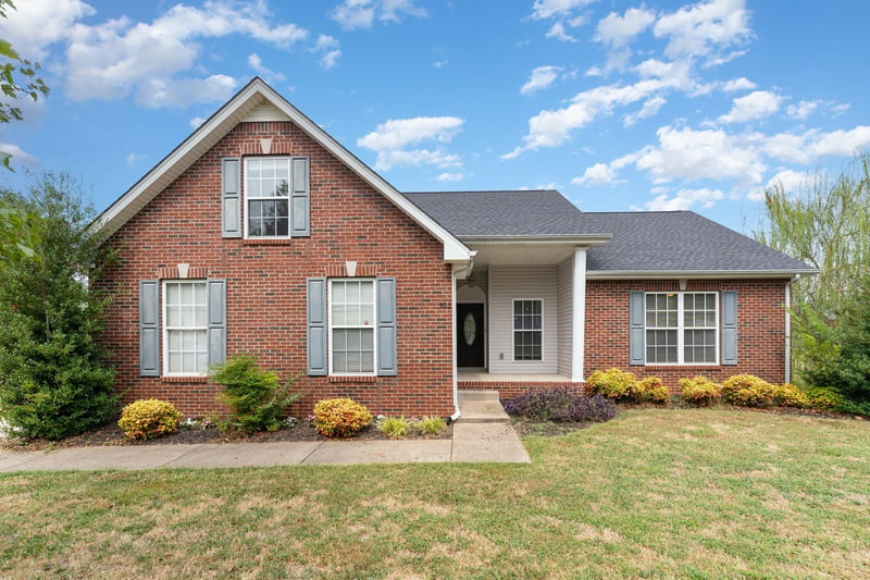 302 Bailey Ln, Pleasant View, TN 37146