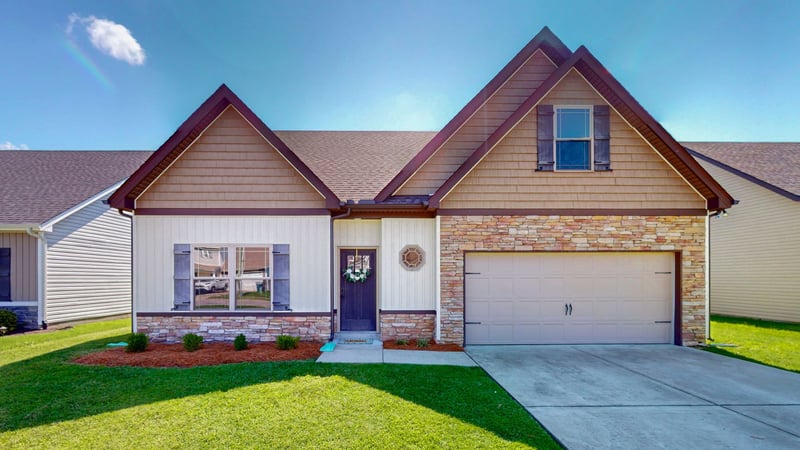 335 Providence Dr, Lebanon, TN 37087