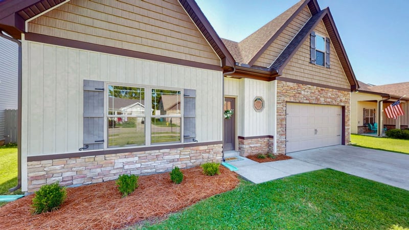 335 Providence Dr, Lebanon, TN 37087