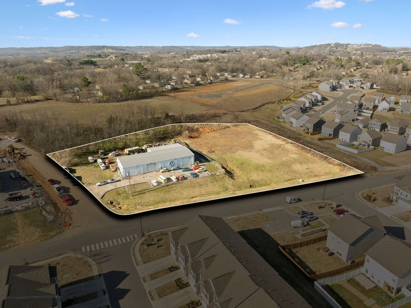 2501 Precast Dr N, Columbia, TN 38401