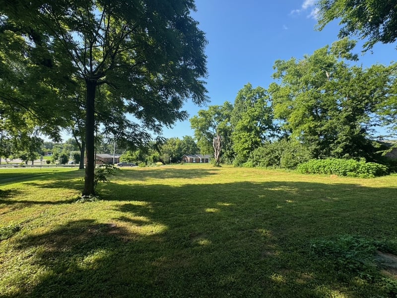 919 Long Hollow Pike, Gallatin, TN 37066