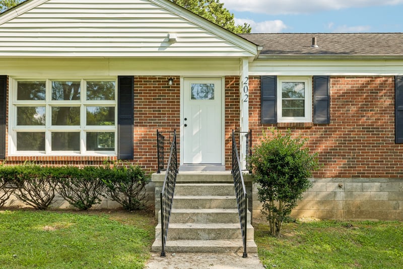 202 Jackson Heights Rd, Columbia, TN 38401