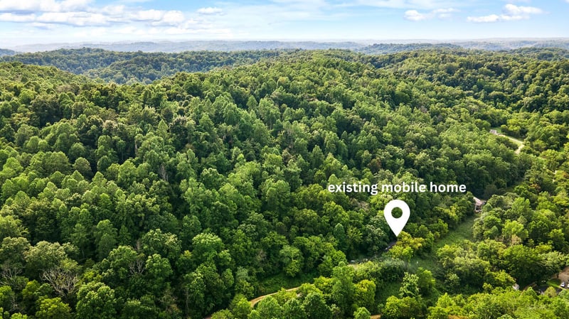600 Leath Chapel Rd, Bethpage, TN 37022