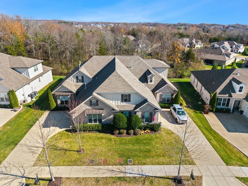 2279 Seven Points Cir, Hermitage, TN 37076