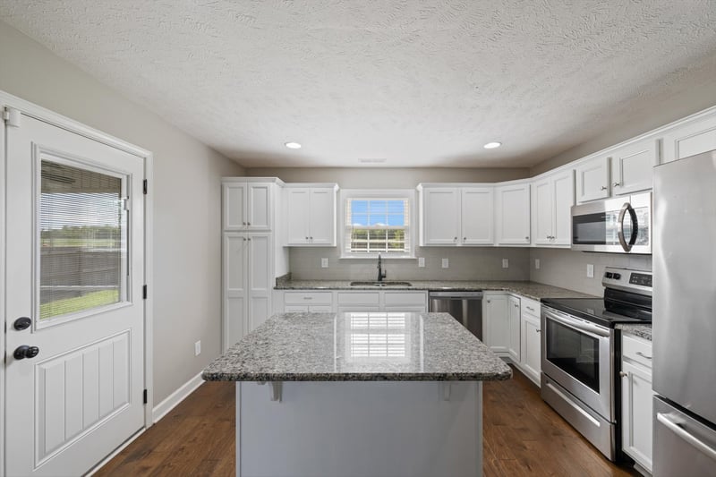 7931 Peridot Cir, Murfreesboro, TN 37127