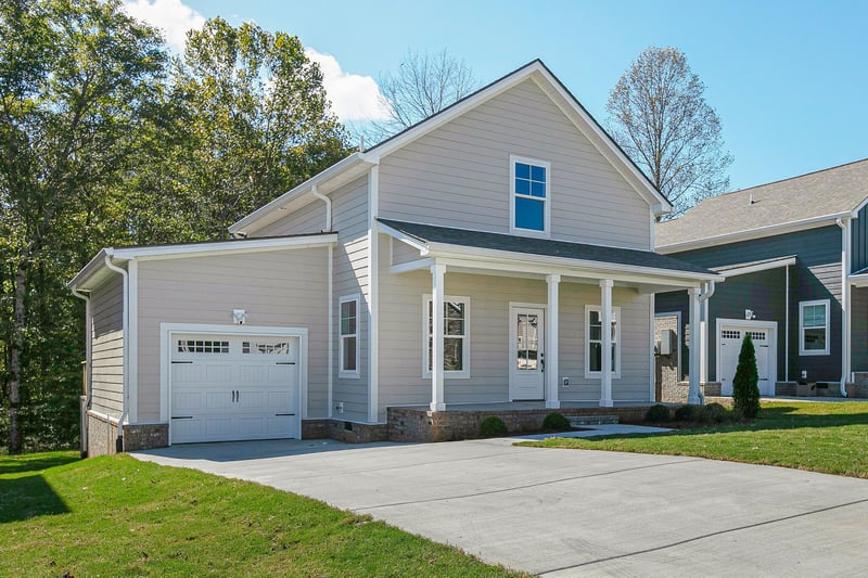 1028 Sycamore Ridge East, Burns, TN 37029