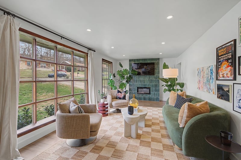 317 Bonnavue Dr, Hermitage, TN 37076