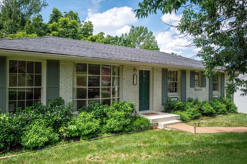 317 Bonnavue Dr, Hermitage, TN 37076