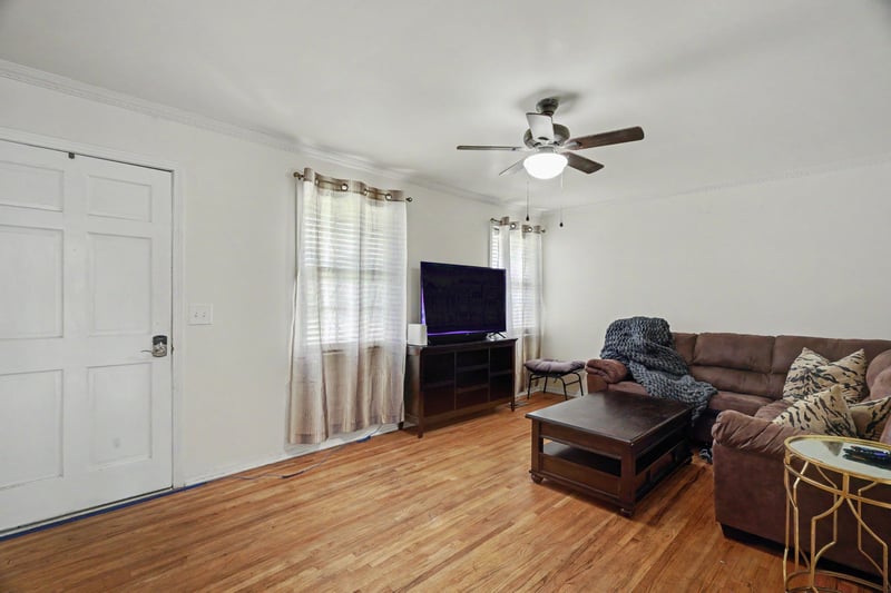 102 Shadydale Dr, Hendersonville, TN 37075