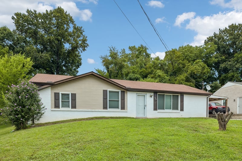 124 Denise Dr, Antioch, TN 37013