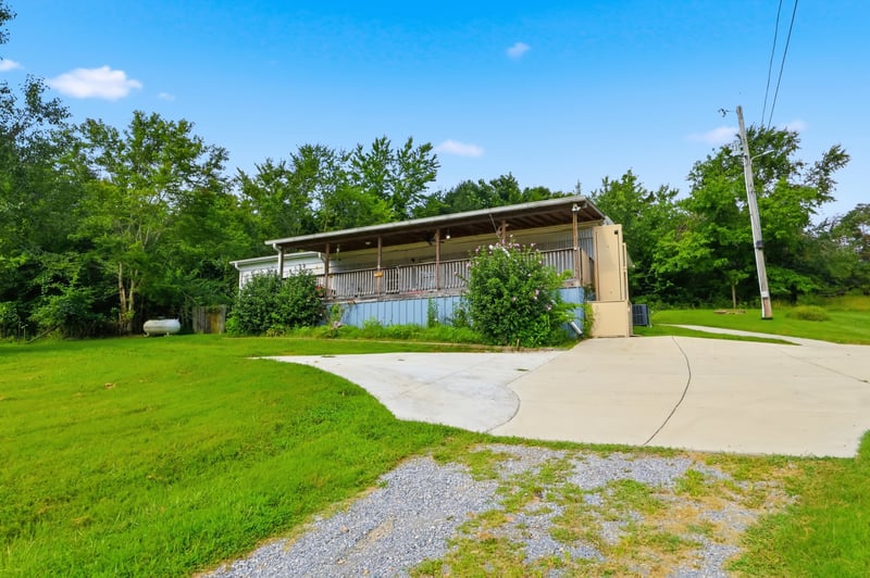 1236 Brandy Hollow Rd, Portland, TN 37148