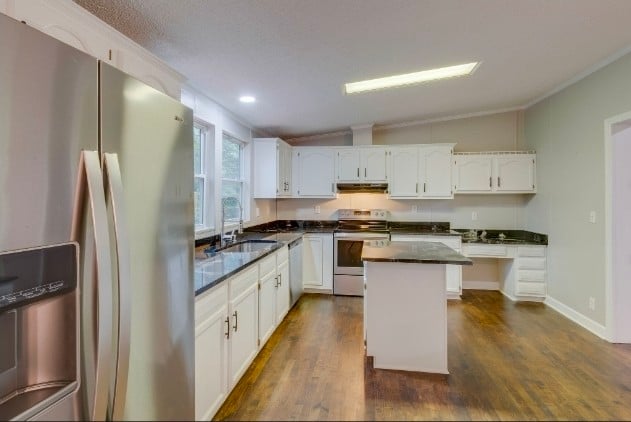 1050 Glendale Rd, White Bluff, TN 37187