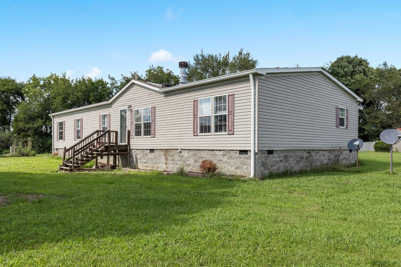 4377 Woodrow Wilson Rd, Springfield, TN 37172
