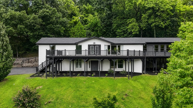 5161 Granny White Pike, Nashville, TN 37220