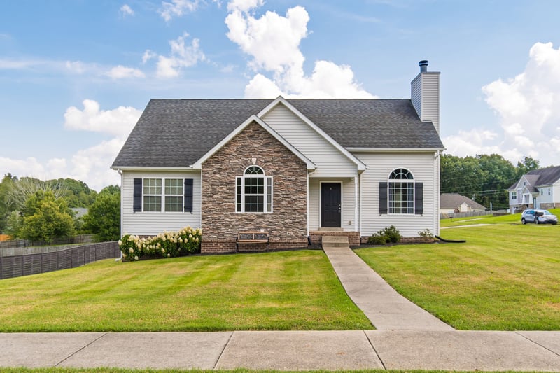 7307 Sheena Ln, Fairview, TN 37062