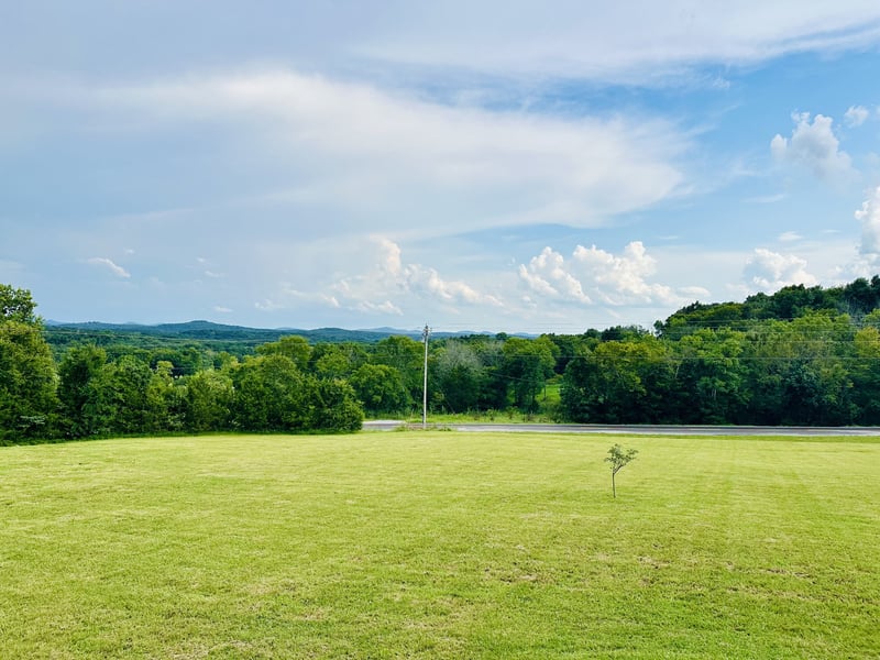 1755 Chicken Rd, Lebanon, TN 37090