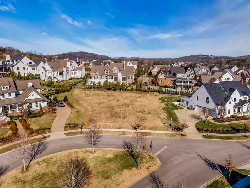 7211 Shagbark Ln, College Grove, TN 37046