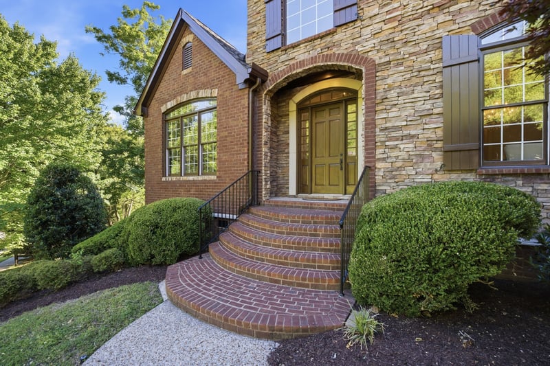 319 Hamlets End Way, Franklin, TN 37067