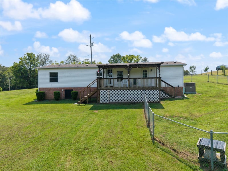 236 Woodruff Rd, Adams, TN 37010