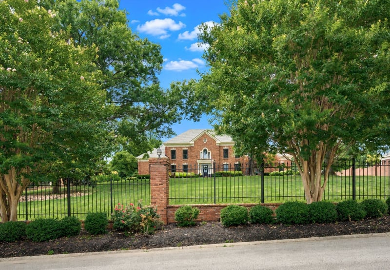6417 Edinburgh Dr, Nashville, TN 37221