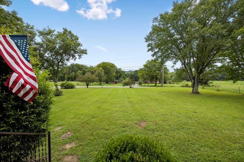 575 Centerville Rd, Lebanon, TN 37087