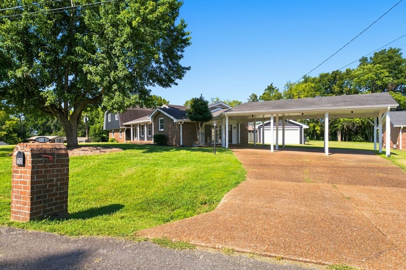 110 Highlander Dr, Hendersonville, TN 37075