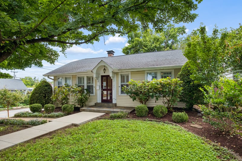 1001 Caldwell Ave, Nashville, TN 37204