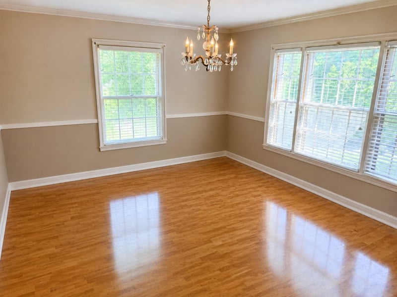105 3rd Ave, Springfield, TN 37172
