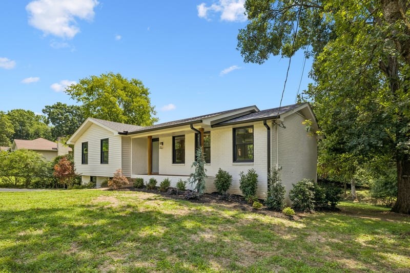 108 Airfloat Dr, Hendersonville, TN 37075