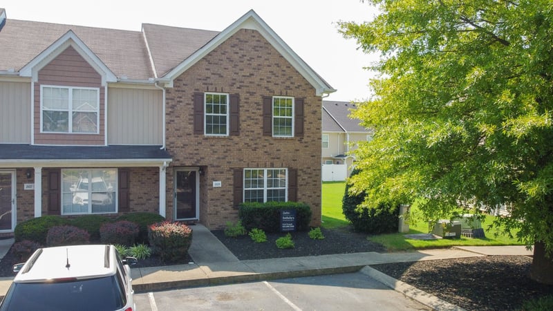 2039 Victory Gallop Ln, Murfreesboro, TN 37128