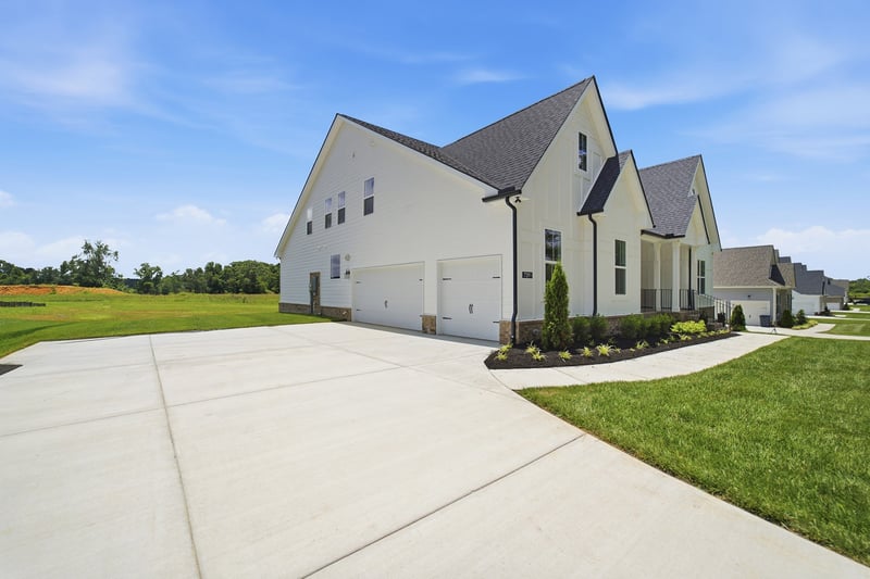 7291 Belvoir Dr, Fairview, TN 37062
