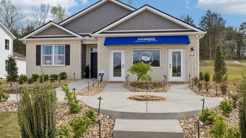 2208 Cheltenham Pl, Columbia, TN 38401