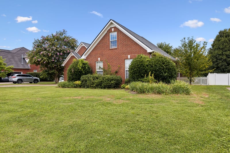 371 Sayre Ln, Murfreesboro, TN 37127
