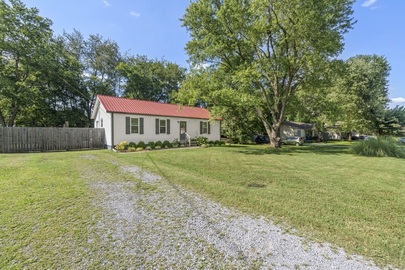 6541 Kari Dr, Murfreesboro, TN 37129