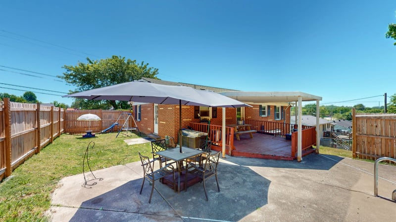 128 Jefferson Ave, Carthage, TN 37030