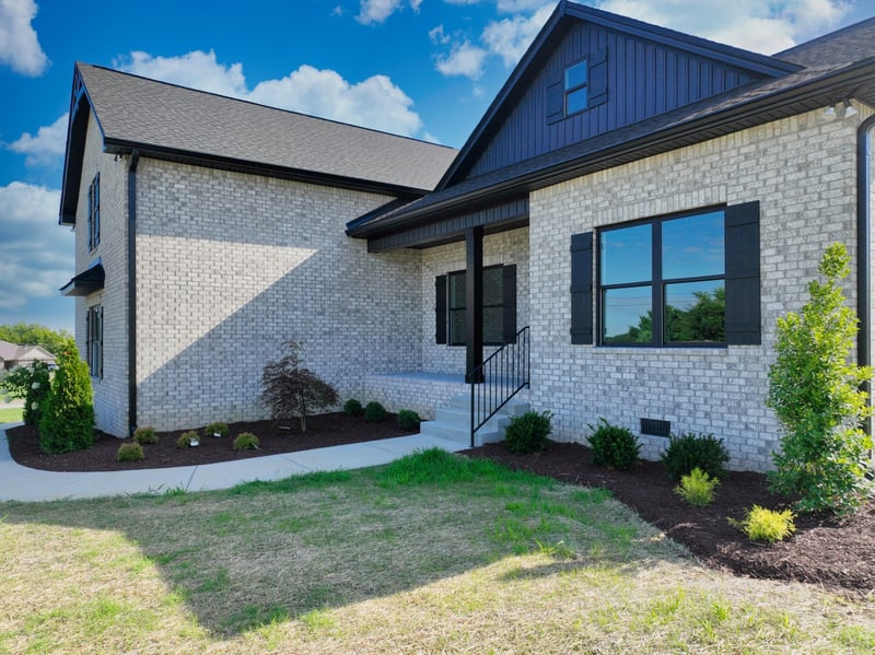 102 N Nikki Dr, Portland, TN 37148