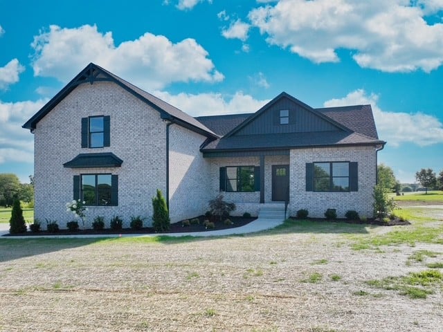 102 N Nikki Dr, Portland, TN 37148