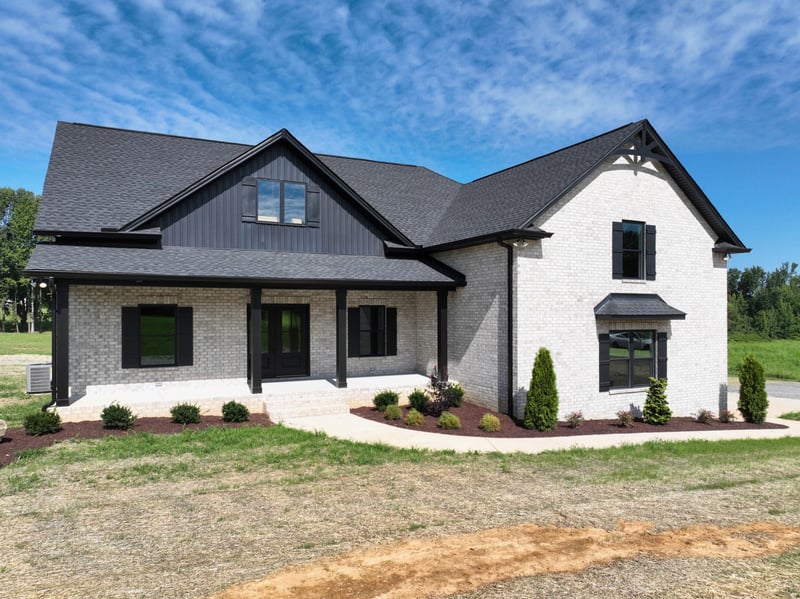 557 Fairfield Rd, Westmoreland, TN 37186