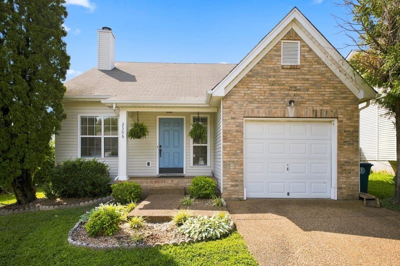 2306 Surrey Ln, Franklin, TN 37067