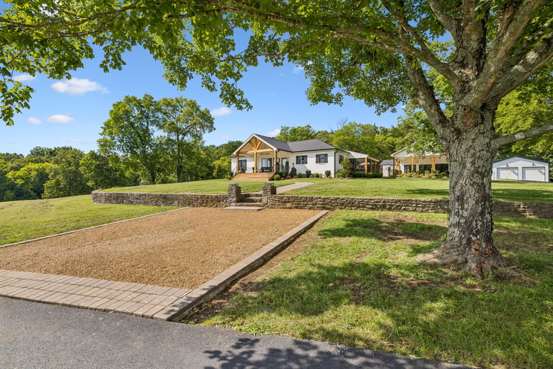 5672 Carters Creek Pike, Thompsons Station, TN 37179