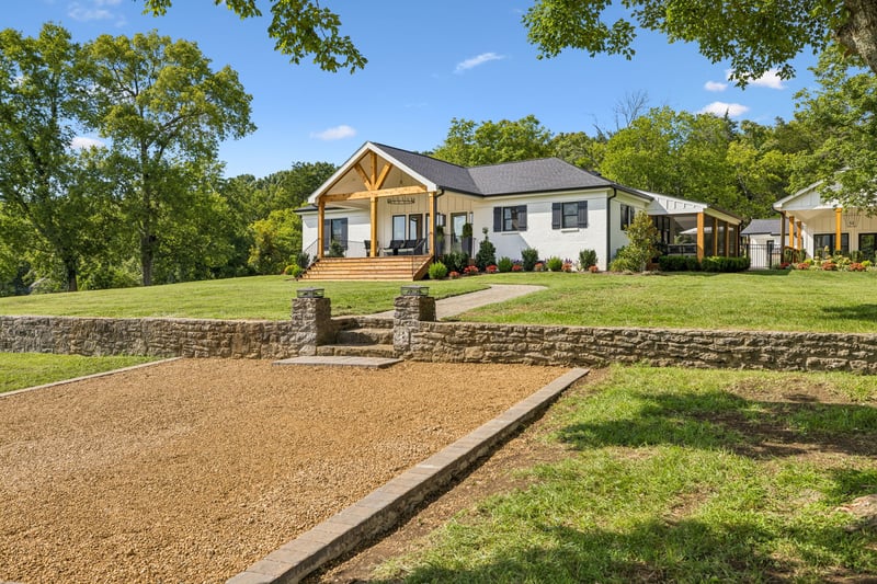 5672 Carters Creek Pike, Thompsons Station, TN 37179